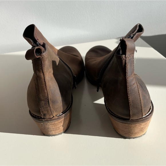 NWOT Madison Brown Leather zip-up Ankle Booties, Sz 10 - Picture 5 of 5